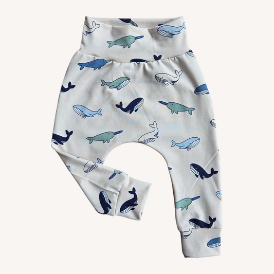 Broek met walvisjes