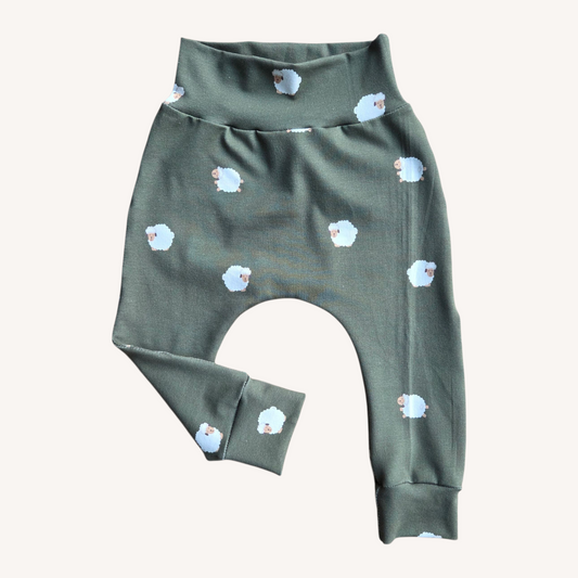 Broek met schaapjes